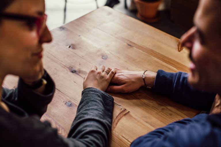 9 Ways First Dates Can Go Horribly Wrong